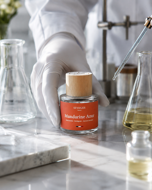 Benzophénone-3 et filtres UV dans les parfums : ce qu'il faut savoir