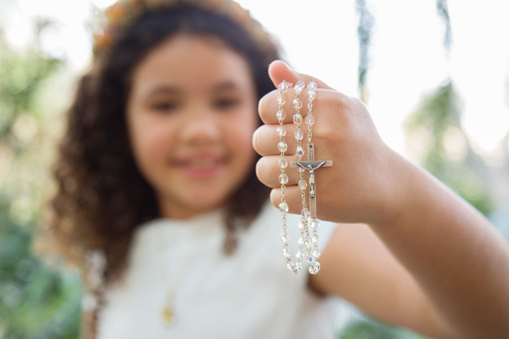Idées de cadeau de communion pour une fille de 11 ou 12 ans selon sa personnalité et le budget